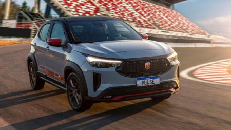 Fiat muestra el interior del Pulse Abarth