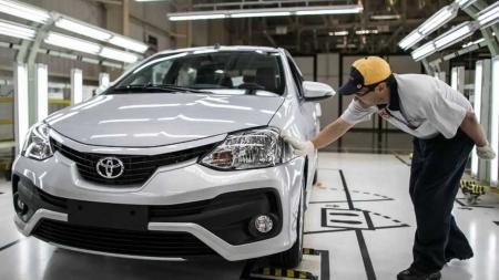 Toyota dejó de fabricar el Etios