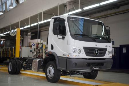 El Mercedes-Benz Accelo cumple 20 años en el mercado regional