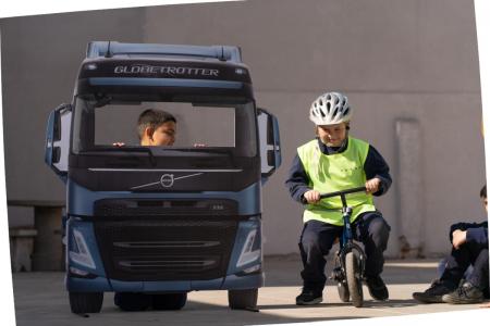 Volvo Trucks & Buses lanzó campaña de seguridad vial para niños