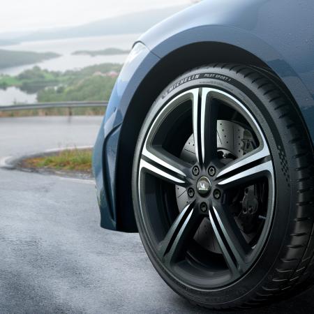 Crisis de los neumáticos: Michelin presentó dos nuevas cubiertas